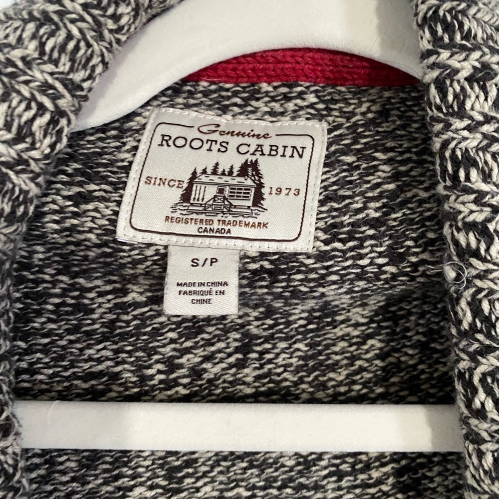 Roots Women’s Cabin Cardigan Small - Picture 2 of 2